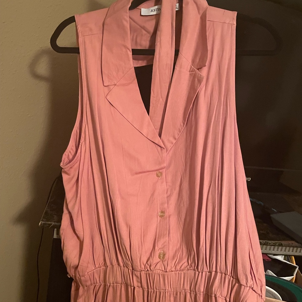 Collar botton up sleeveless plush pink dress